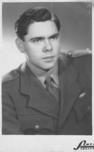 Během vojenské služby; 1945<br>| foto: archiv Lubora Šušlíka